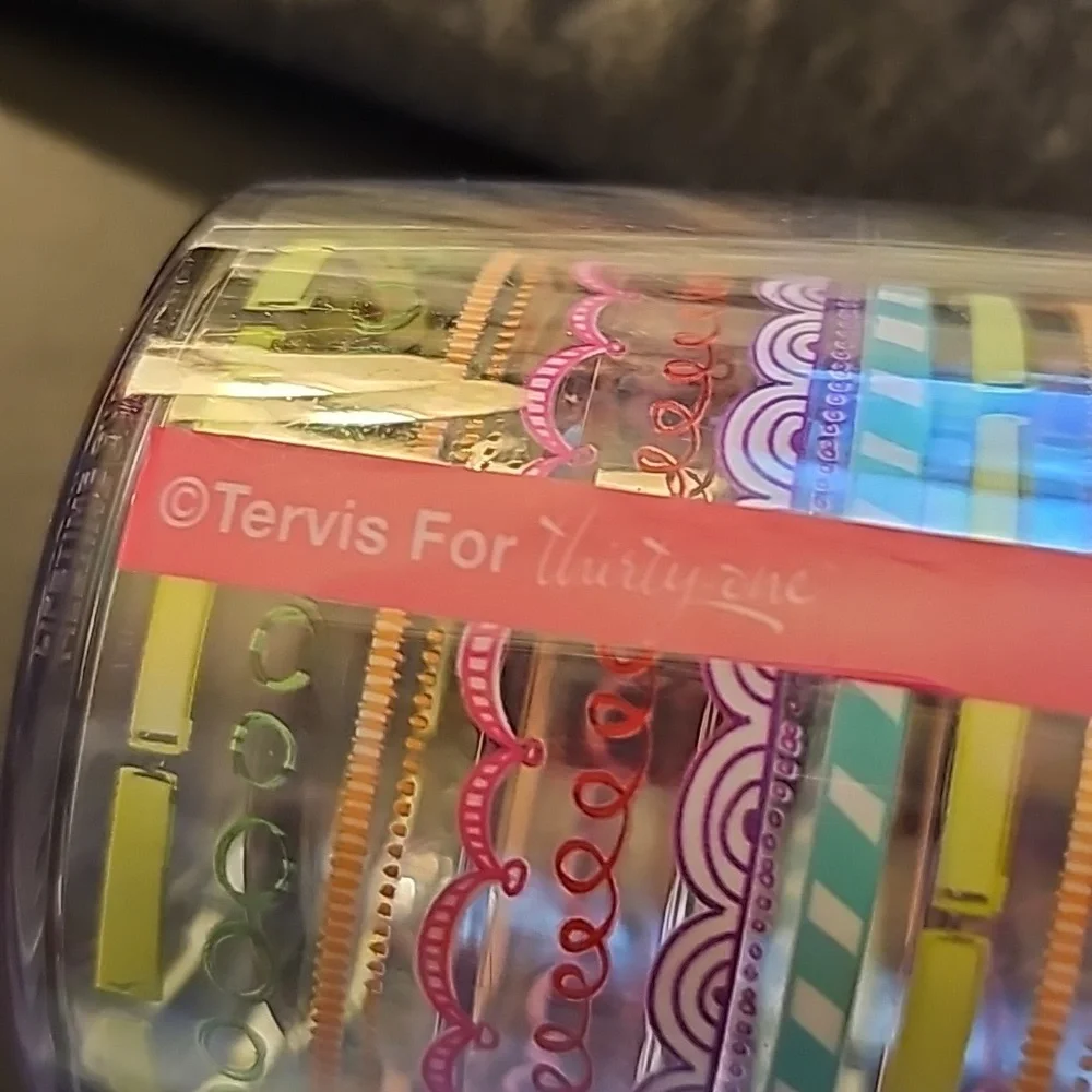 Thirty-One 16oz Tervis cup with lid - Picture 3 of 6